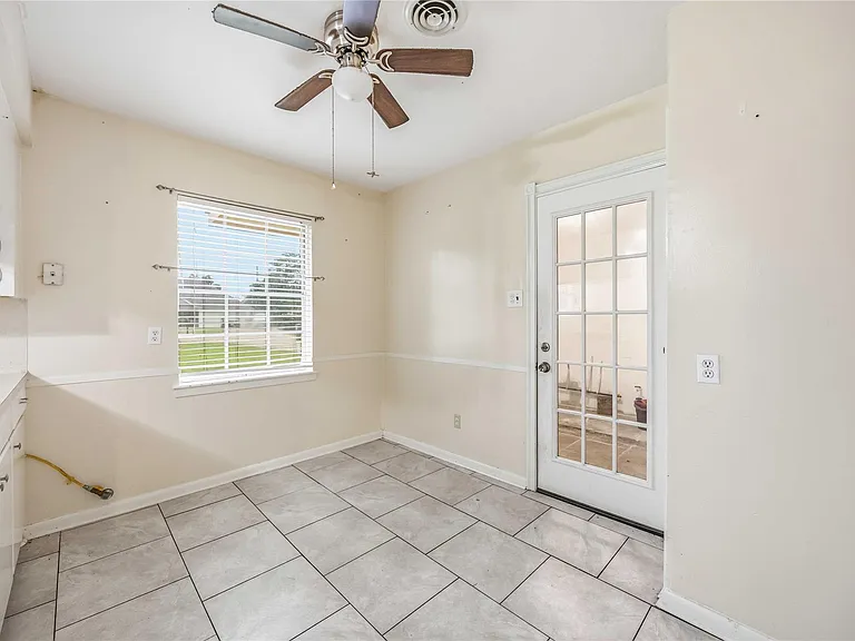 435 Rolling Wood Rd — Photo 14