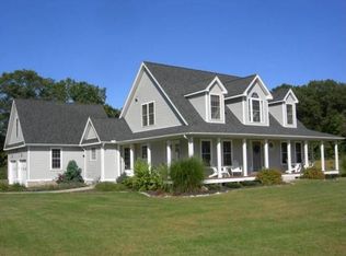 9 Aspen Dr, Broad Brook, CT 06016