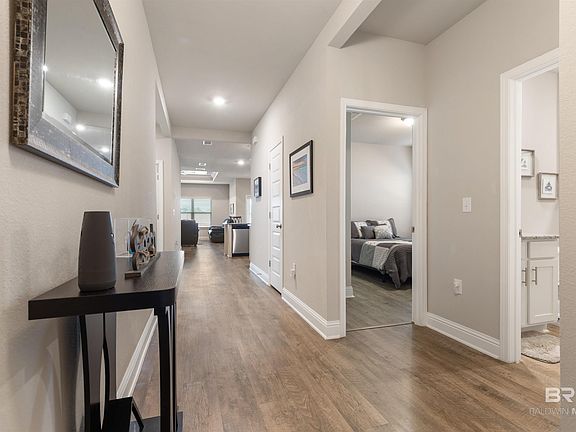 2nd image of 22880 Lieutenant Ave