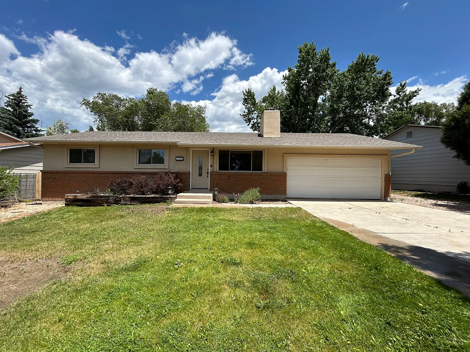 1184 Stanton St — Photo 1