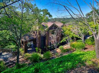 21 Woodacres Ct, Orinda, CA 94563