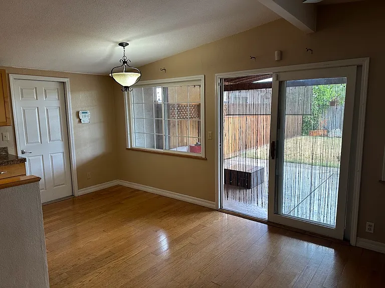 4424 Gina St #4424 — Photo 7