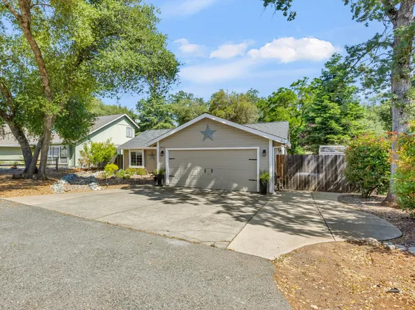 2863 Clemson Dr, Cameron Park, CA 95682