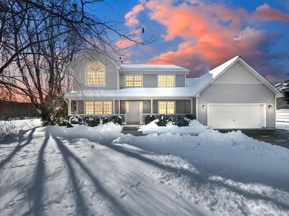39 Twin Island Circle, Walden, NY 12586