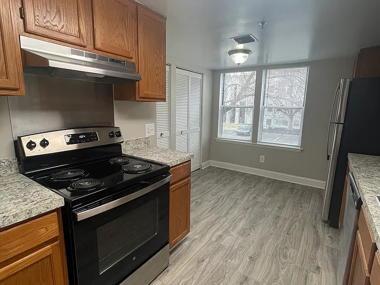 Arbor Pointe Apartments — Photo 22
