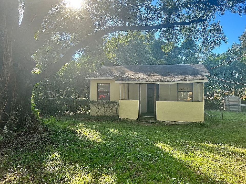 1st image of 8714 N Mandarine Pl