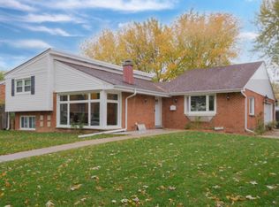 7200 Lyons St, Morton Grove, IL 60053