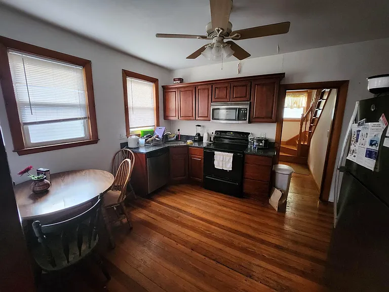 63 Victoria St #2 — Photo 5