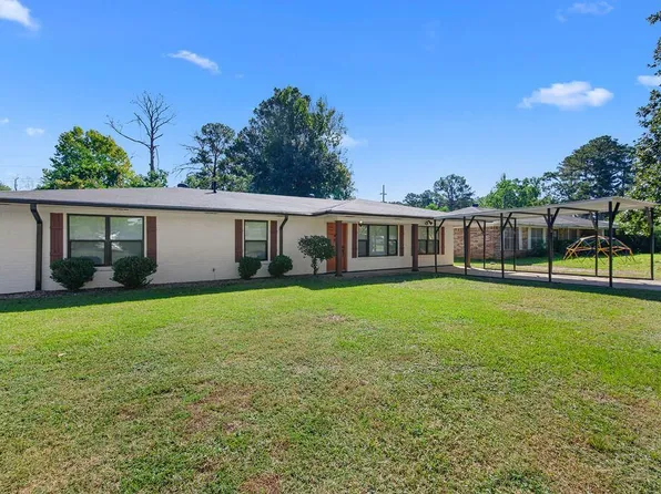 129 Powell Dr, Leesville, LA 71446