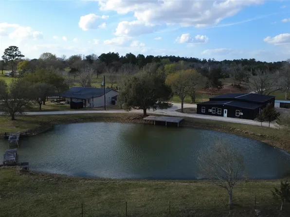 7399 County Road 215, Anderson, TX 77830