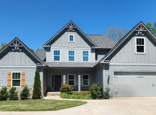 2 Village Rdg, Jasper, GA 30143