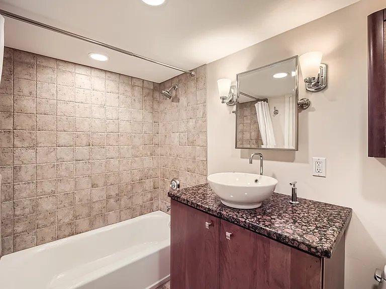 4548 NE Tulane Pl — Photo 19