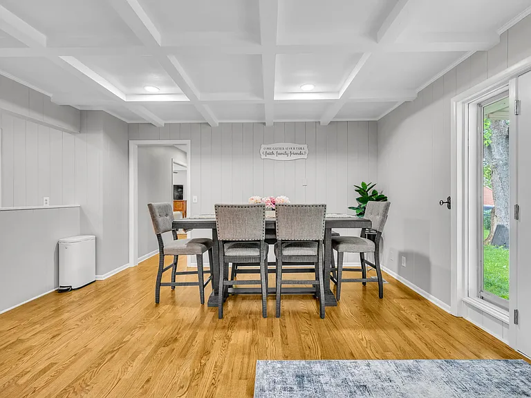 518 Twin Oak Dr — Photo 12
