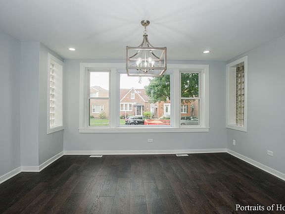 4th image of 3639 Cuyler Ave