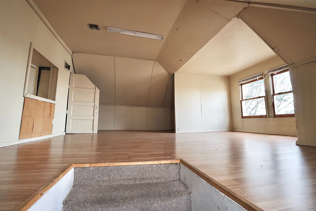 Building Photo - 512 Pearl Ave
