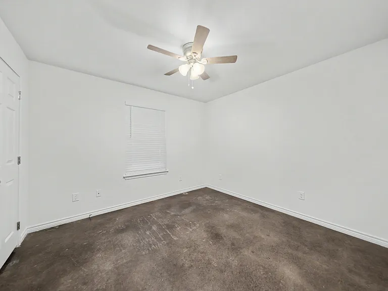 1107 S 33rd St, Temple — Photo 6