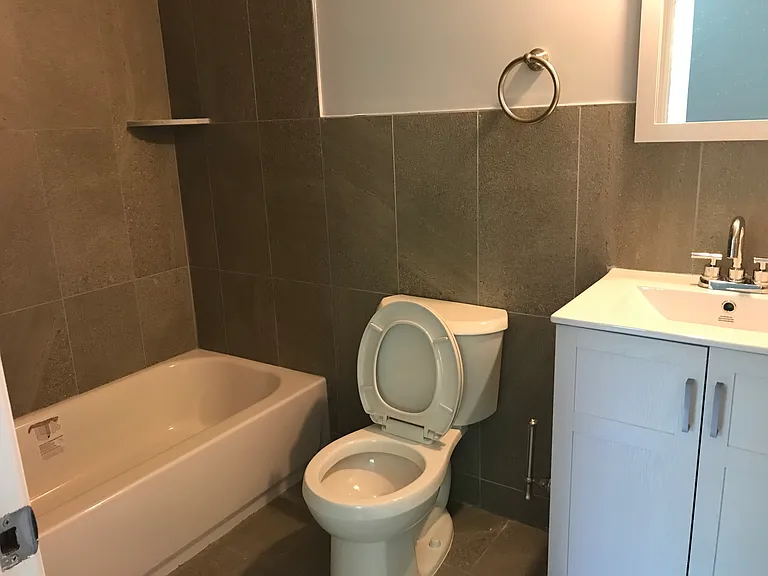 3812 Spring Garden St #AB — Photo 5