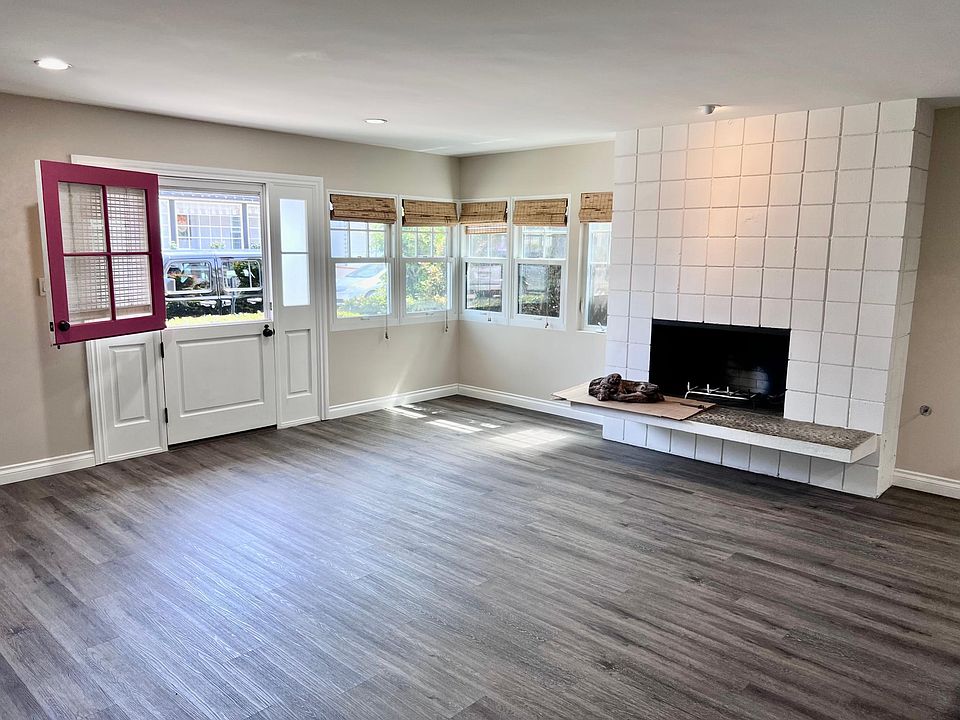 207 Ruby Ave Newport Beach CA Zillow