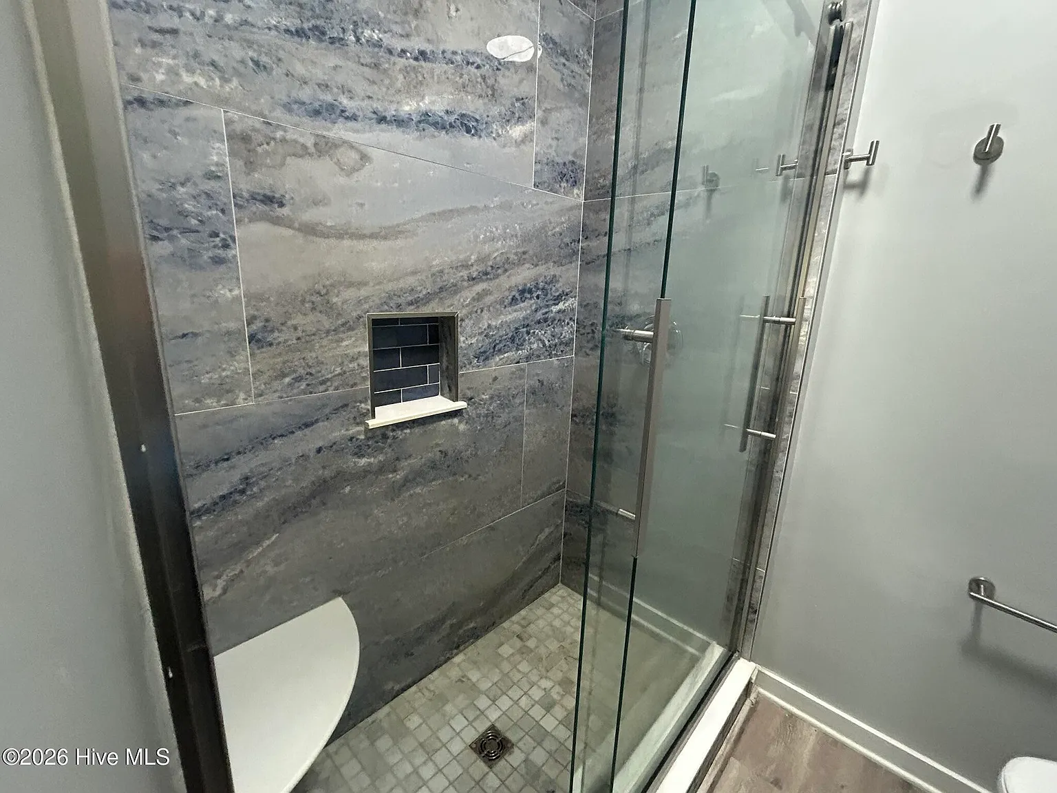 1 bed, 1.0 bath, 312 sqft, $1,400 — Photo 4