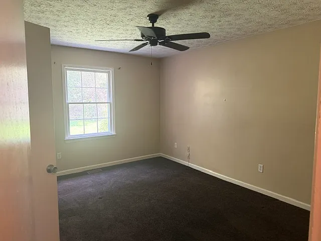 70 Caroline Ave #1 — Photo 8