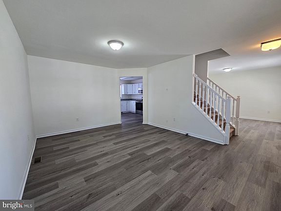 4th image of 23 Lordship Ln