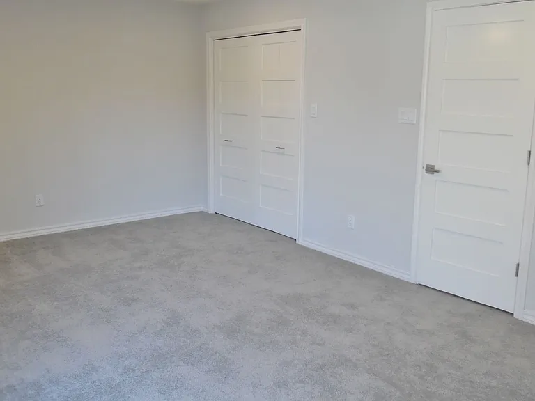 4715 Lafayette Ave — Photo 30