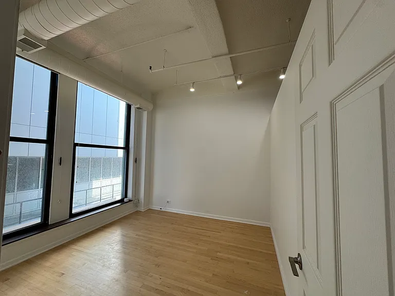 633 S Plymouth Ct #707 — Photo 10