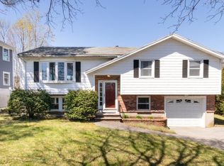 121 North St, Stoneham, MA 02180