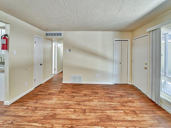 5th image of 2713 Wyoming Blvd NE APT 9