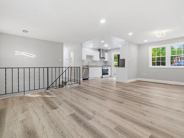 6301 Linus Dr — Photo 18
