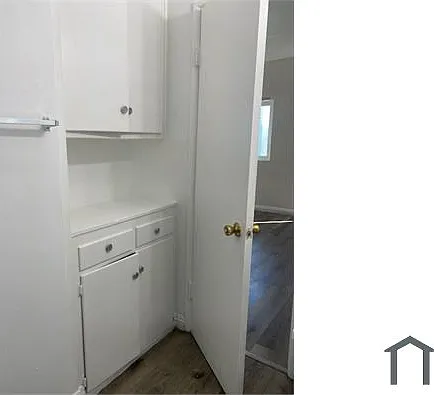 11528 Adco Ave #F — Photo 5