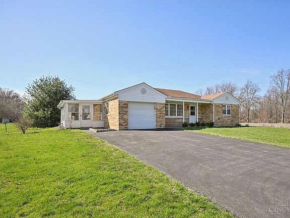 3rd image of 328 Apple Rd