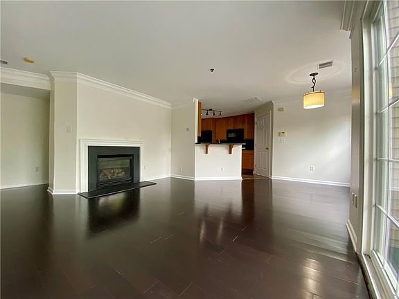 4th image of 856 Nittany Ct #C856