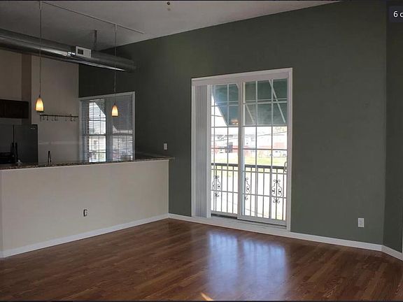 4th image of 650 E 5th St APT 201