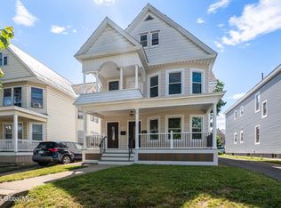 1052 Waverly Pl, Schenectady, NY 12308