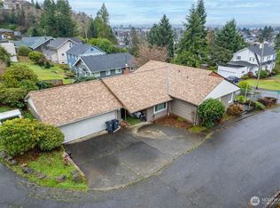 301 Sunset Dr, Hoquiam, WA