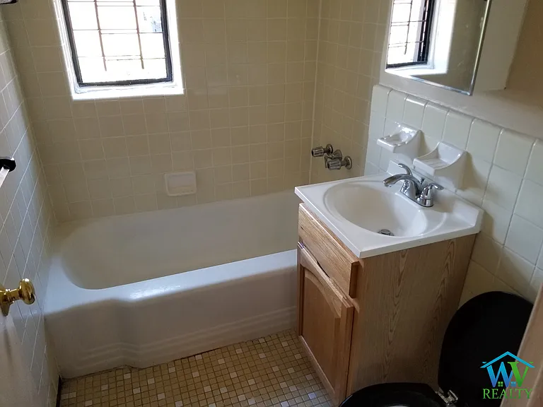 2176 Grand Ave #C7 — Photo 5