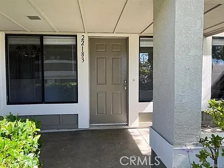 2 bed, 1.5 bath, 957 sqft, $2,950 — Photo 2