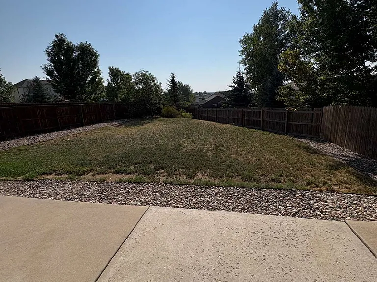 4521 Lazy River Dr — Photo 15