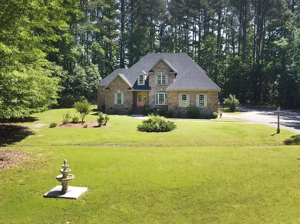 6955 Windchase Drive, Rocky Mount, NC 27803