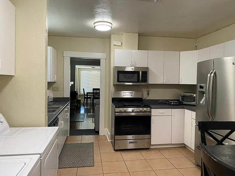 525 E Speedway Blvd — Photo 5