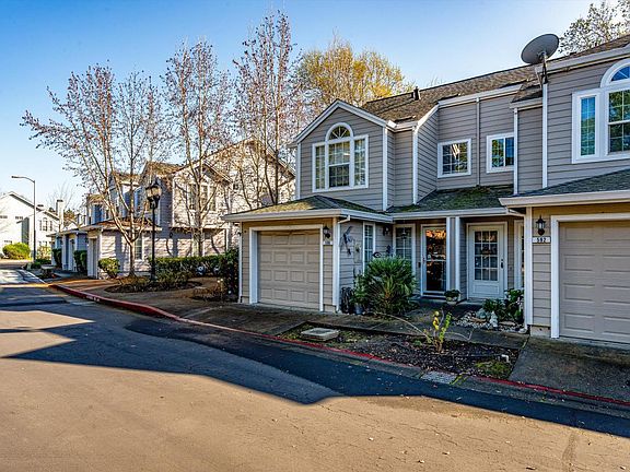 2nd image of 590 Laurel Grove Circle