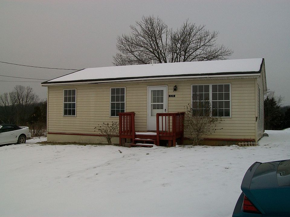 1st image of 109 Emerald Ln
