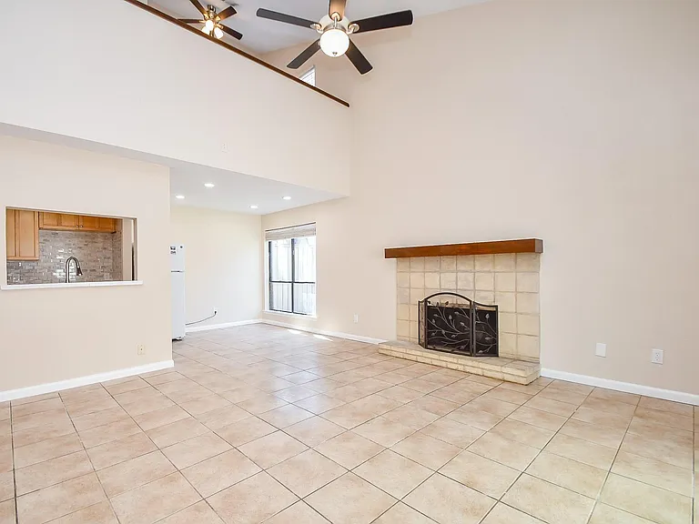 9536 Windswept Ln #9536 — Photo 8