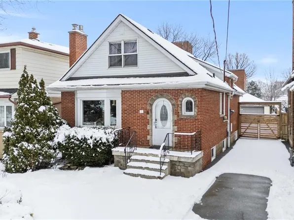 15 Millen Ave, Hamilton, ON L9A 2T5