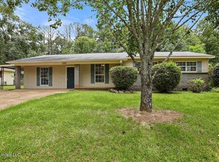 2247 Napoleon Ave, Pearl, MS 39208