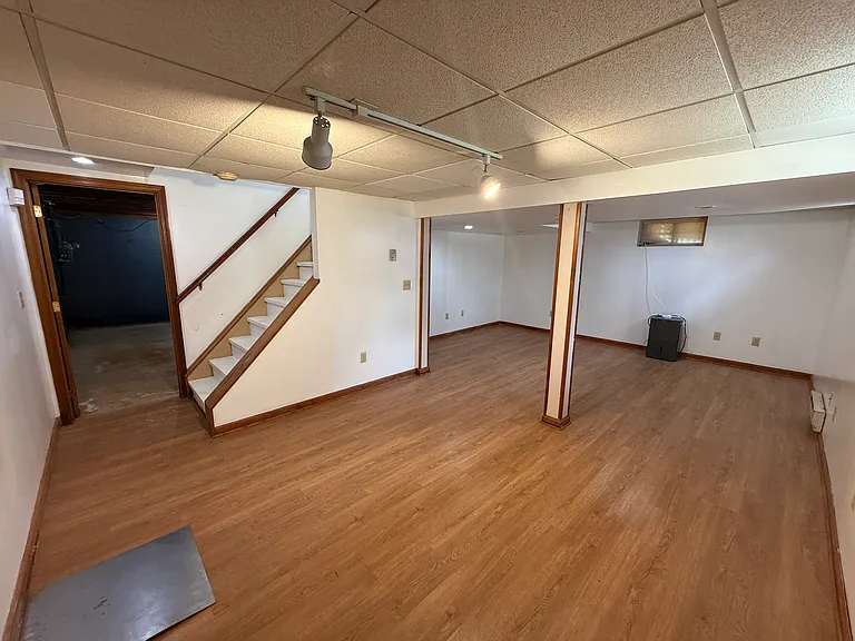 585 Mountainview Dr — Photo 29