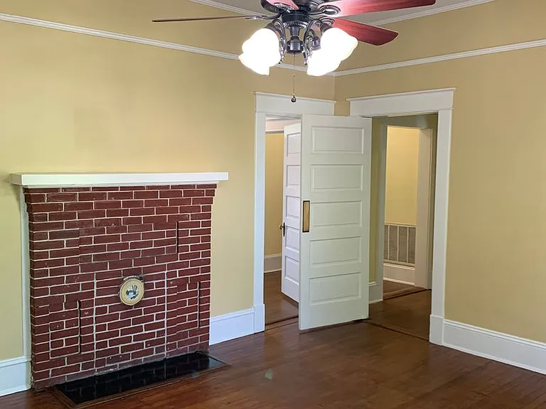 110 N Hilliard St — Photo 8