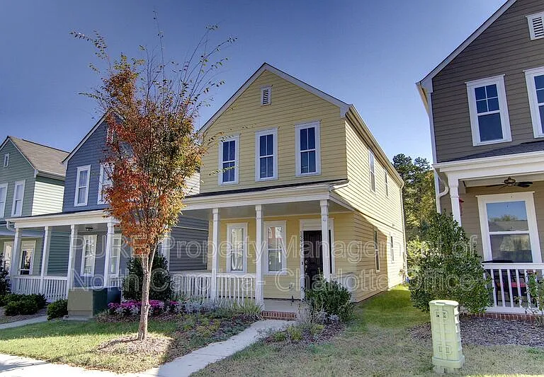 15959 Rose Glenn Ln — Photo 1