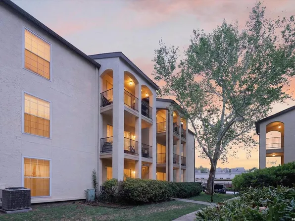 8702 Village Dr #407, San Antonio, TX 78217